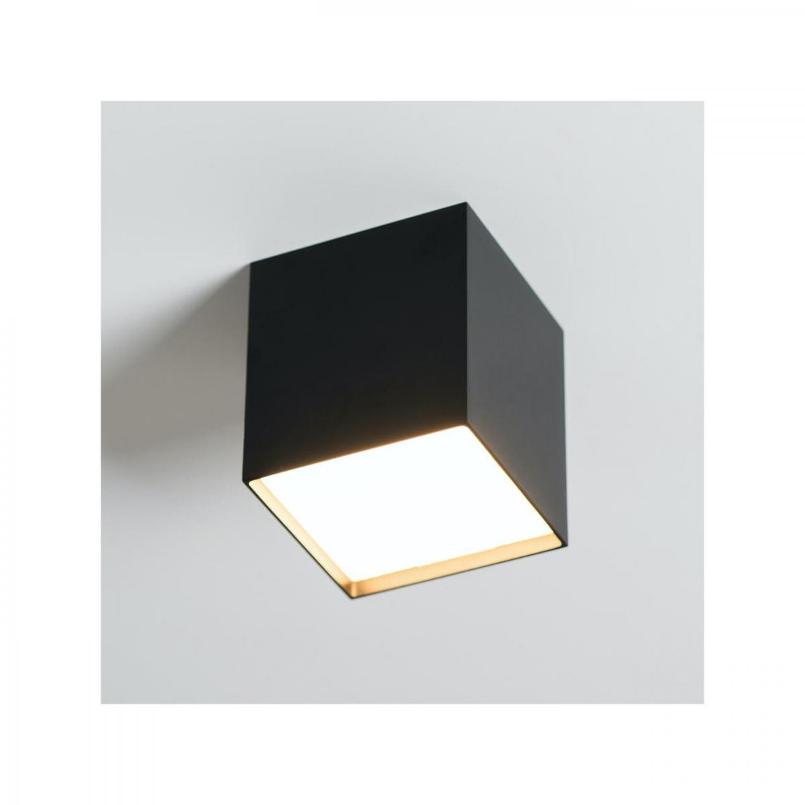 Kosilum Plafonnier minimaliste design carré noir LED - Viggo