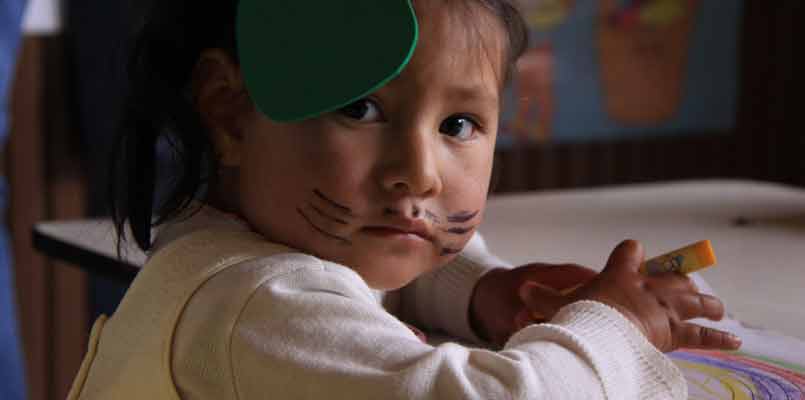 Association un enfant par la main